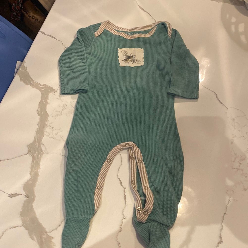 Boys/girls Burt's bees onesie